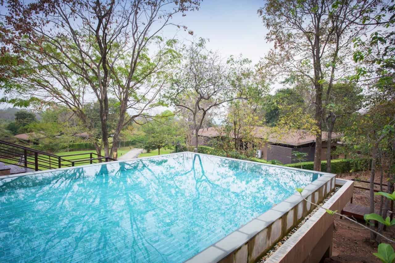 Mountain Creek Golf Resort & Residences Si Khio Exterior photo