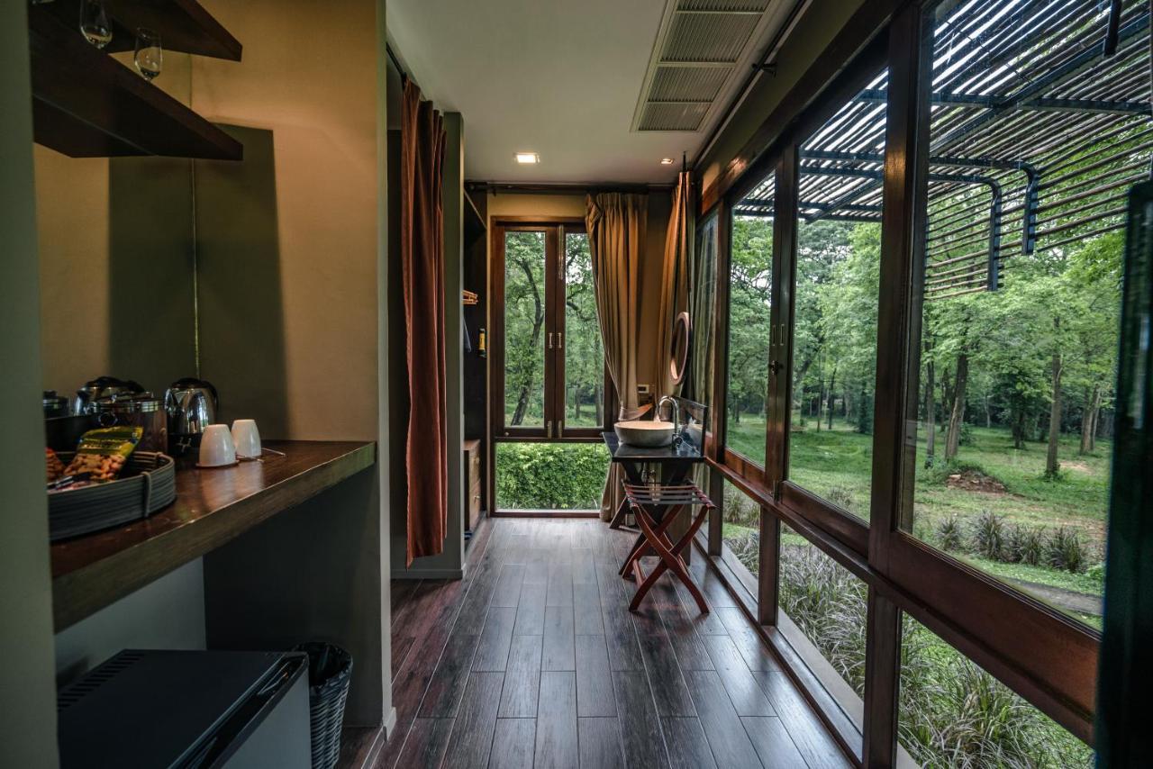 Mountain Creek Golf Resort & Residences Si Khio Exterior photo