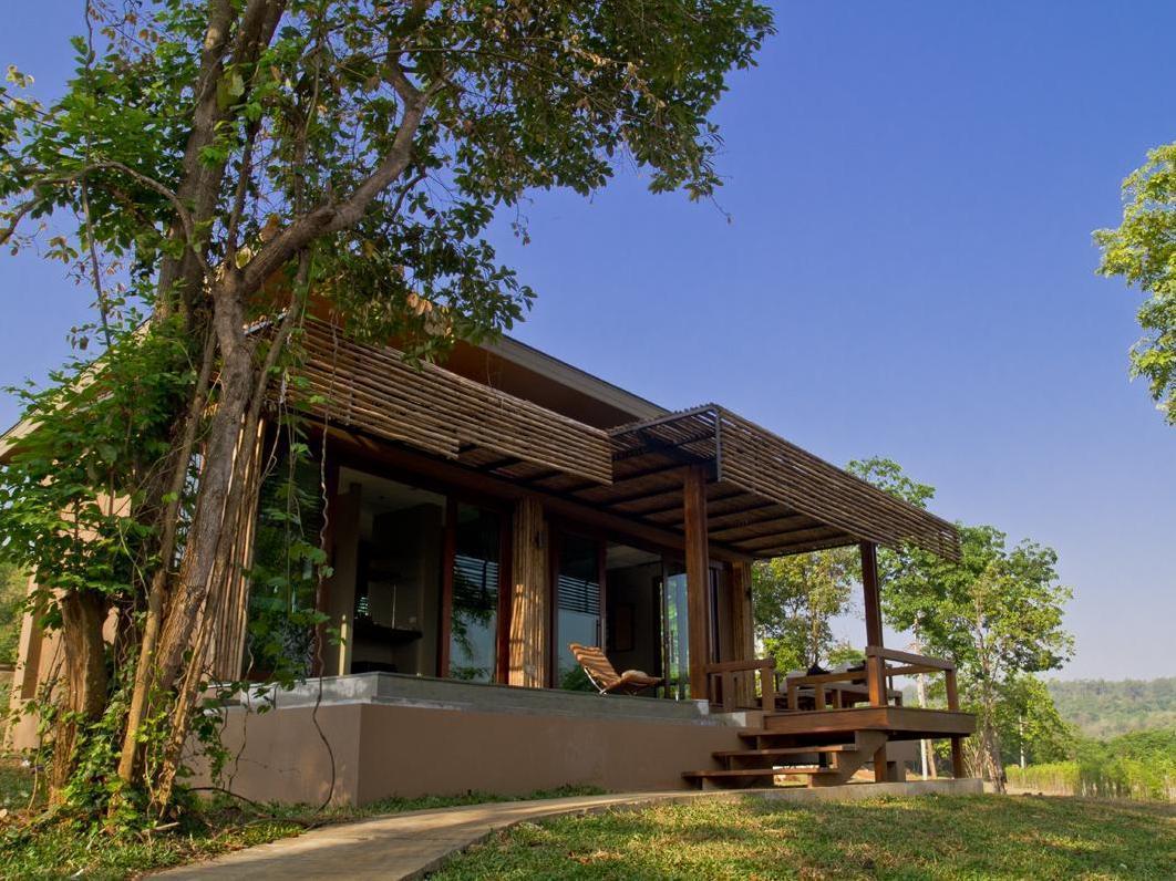 Mountain Creek Golf Resort & Residences Si Khio Exterior photo